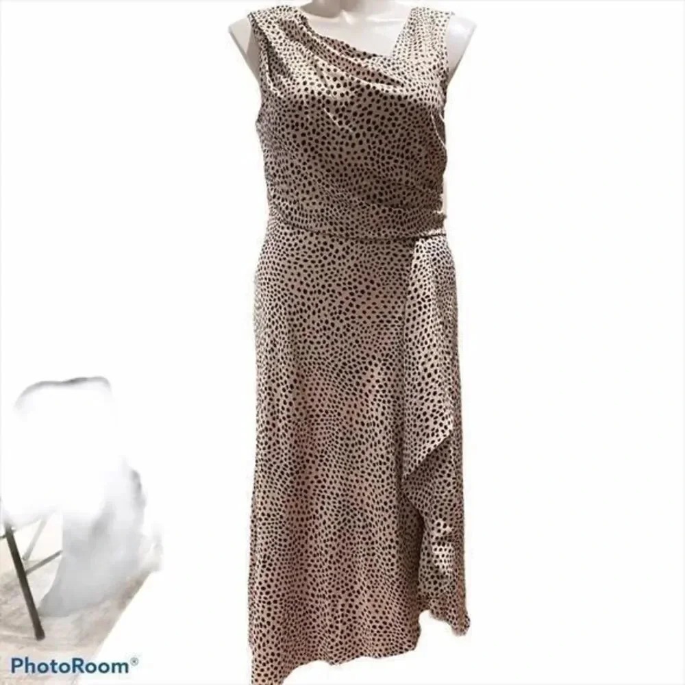 - Just Taylor sleeveless print dress